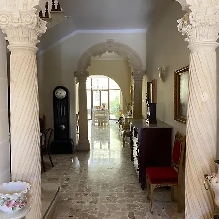 Magical Casalgo House منزل للإقامة فيكتوريا